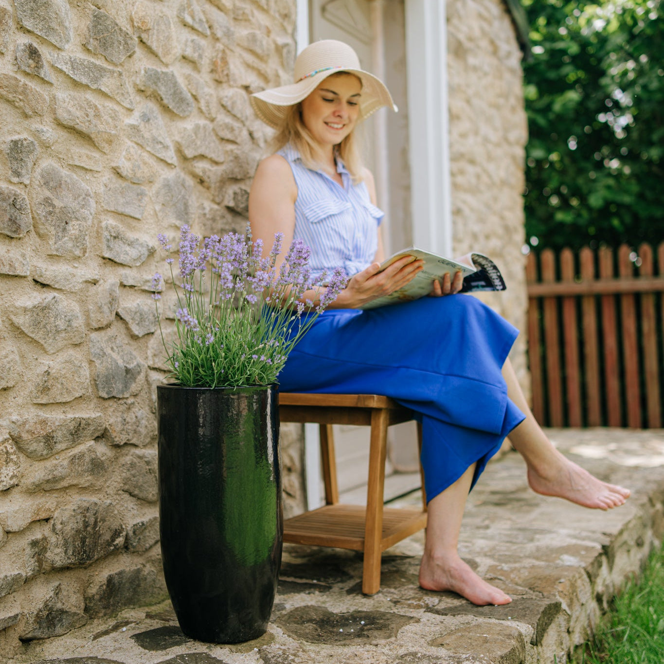 Keramicky květináč Athena - Černý