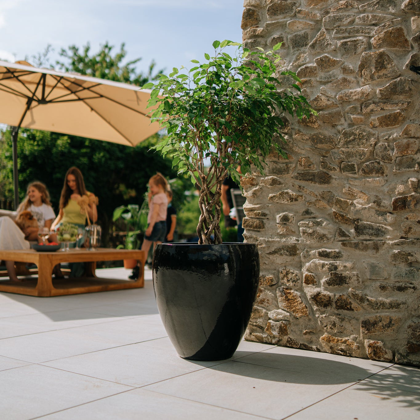 Keramický květináč LAFONTAINE - Černá