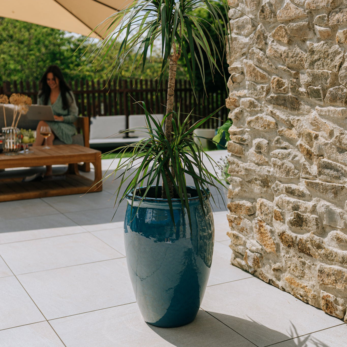 Keramický květináč BACCHUS - Azurově modrá