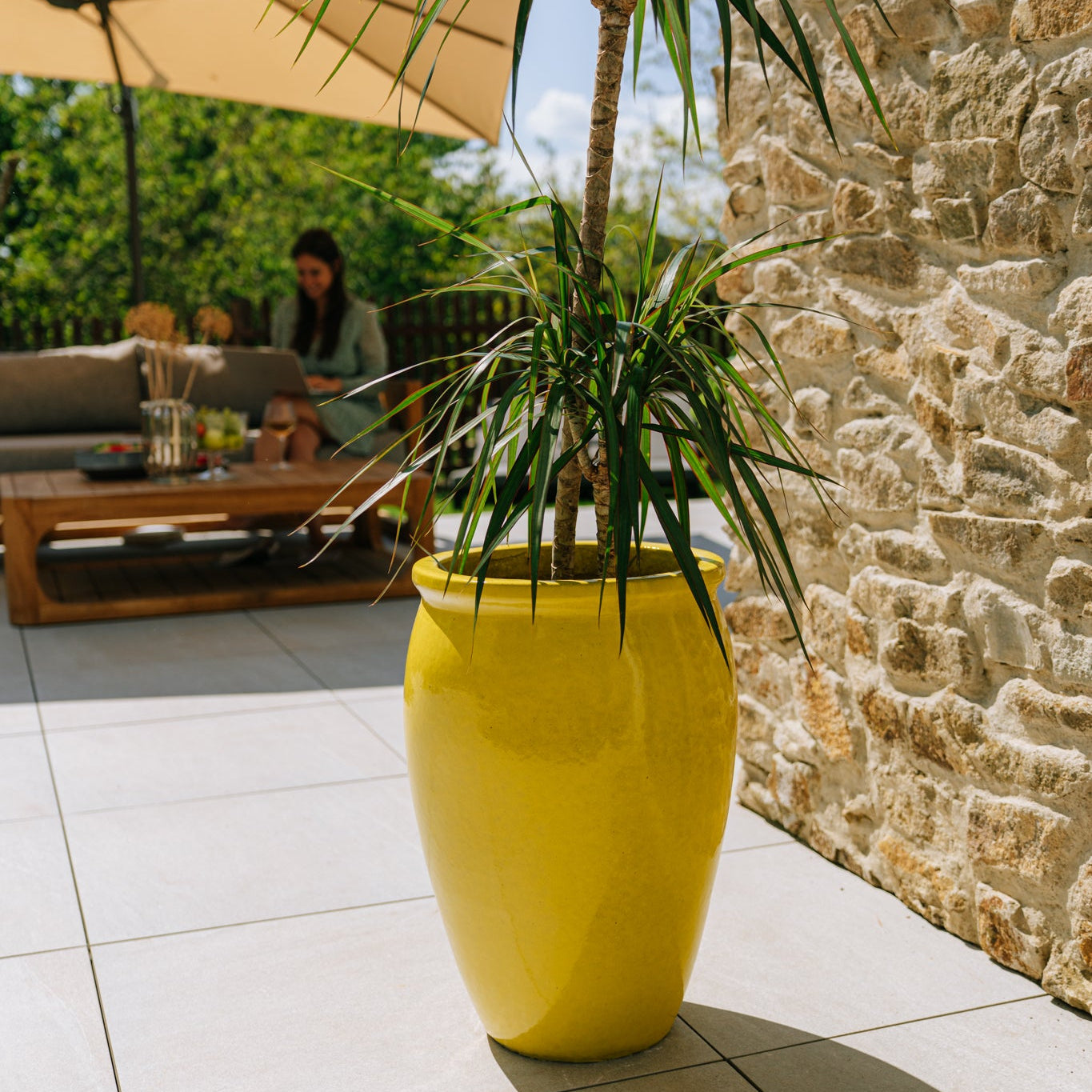 Keramický květináč BACCHUS - Žlutá