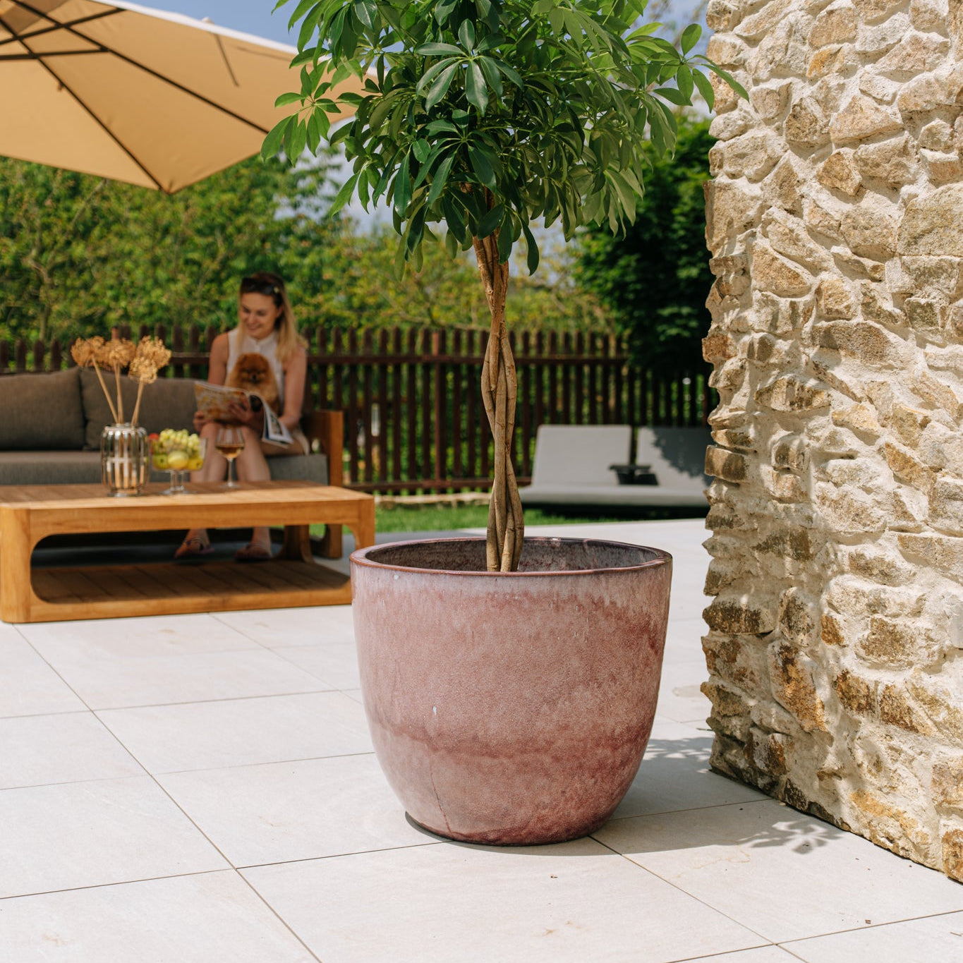 Keramický květináč LANCELOT Fialový – styl Provence, robustní a elegantní