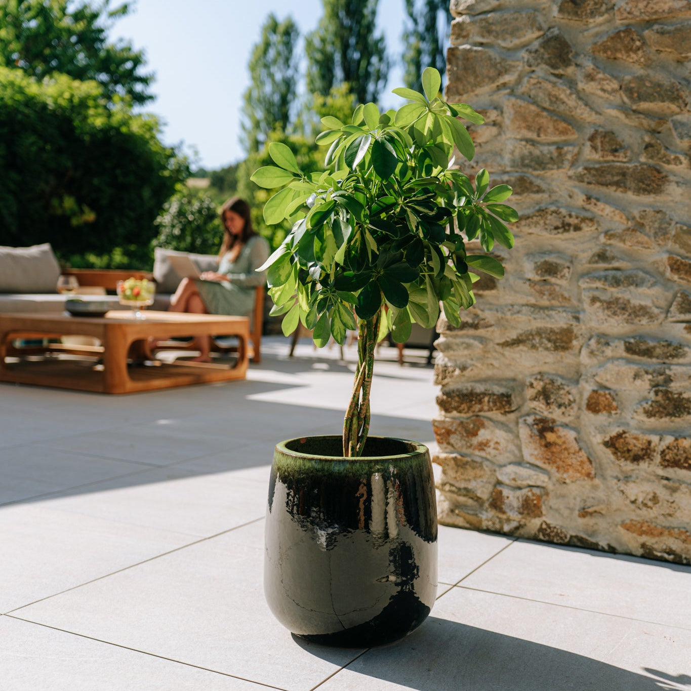 Keramický květináč SOCRATE Zeleno-černá – styl Provence, robustní a elegantní