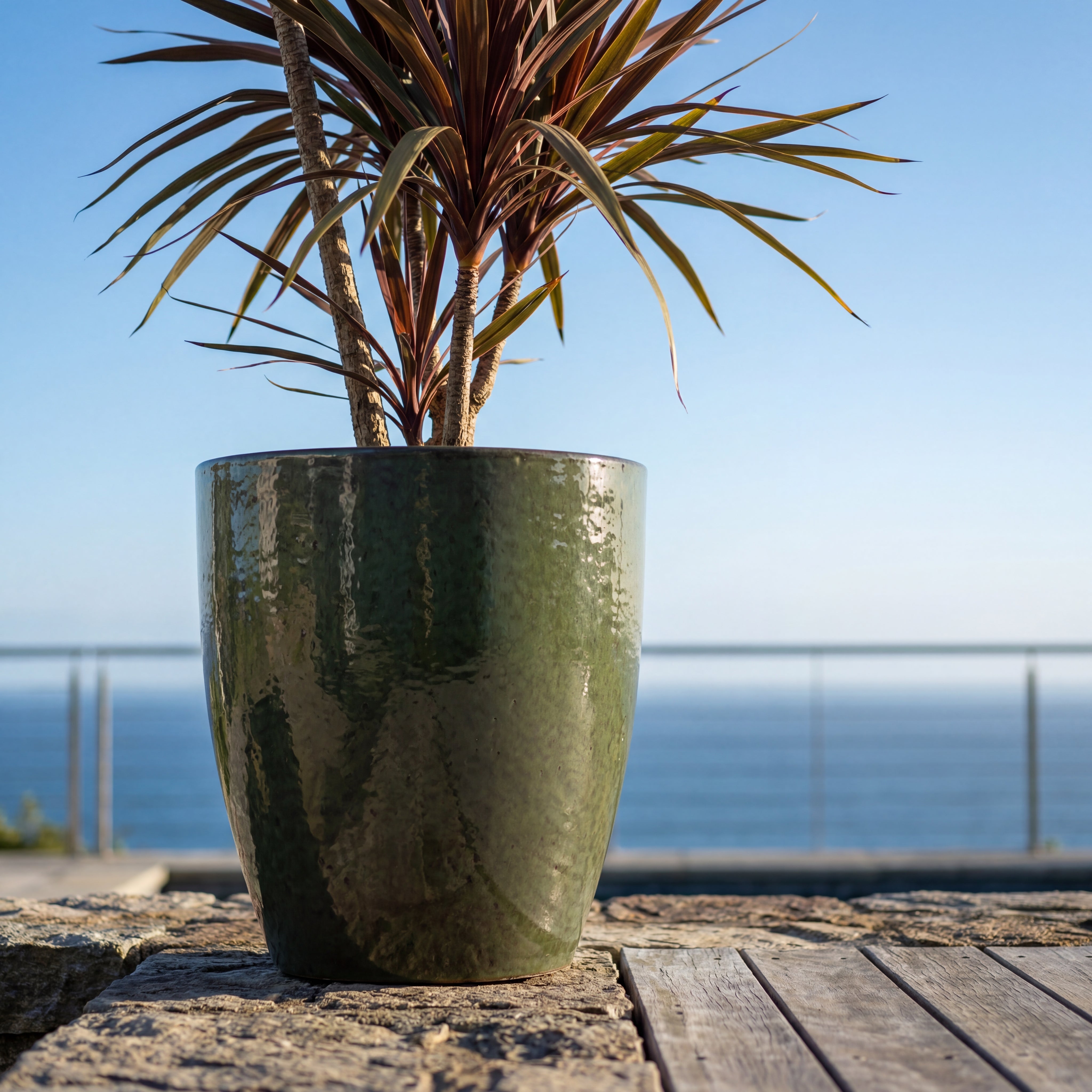 Stylový keramický květináč MAZARIN v interiéru