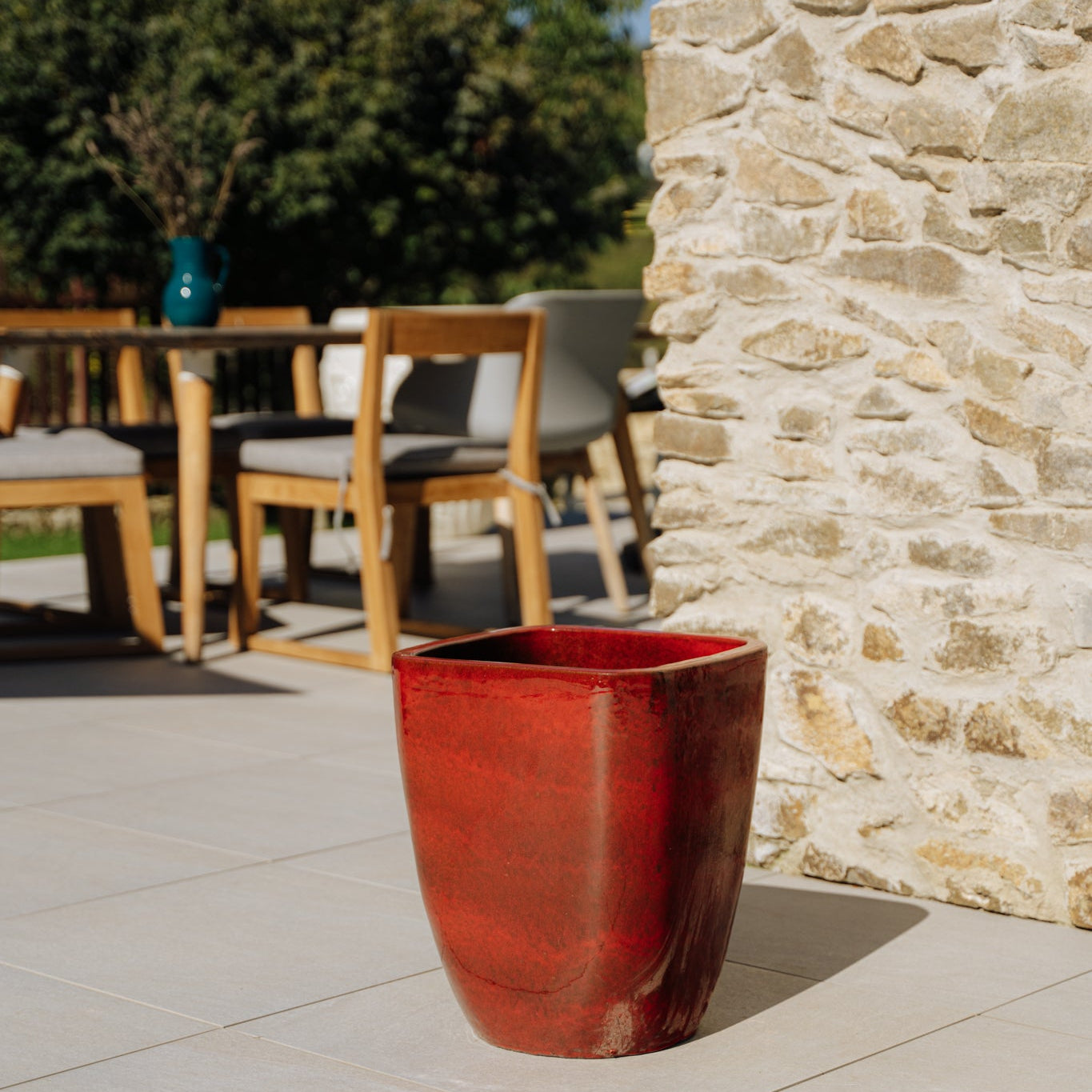 Keramický květináč VAUBAN velky - Tropická červená - Provencelia.cz