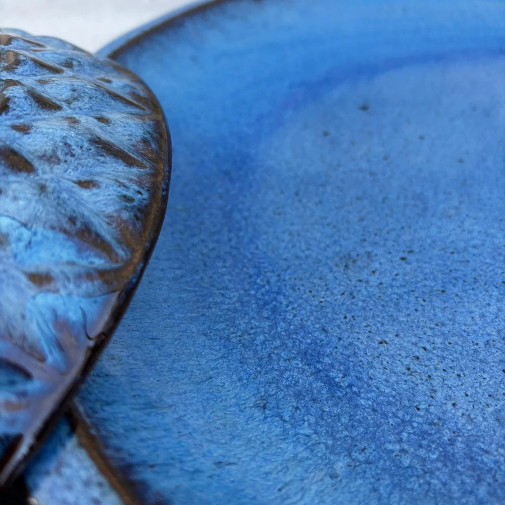 Podmiska pod květináč - Antická modrá se vzorem