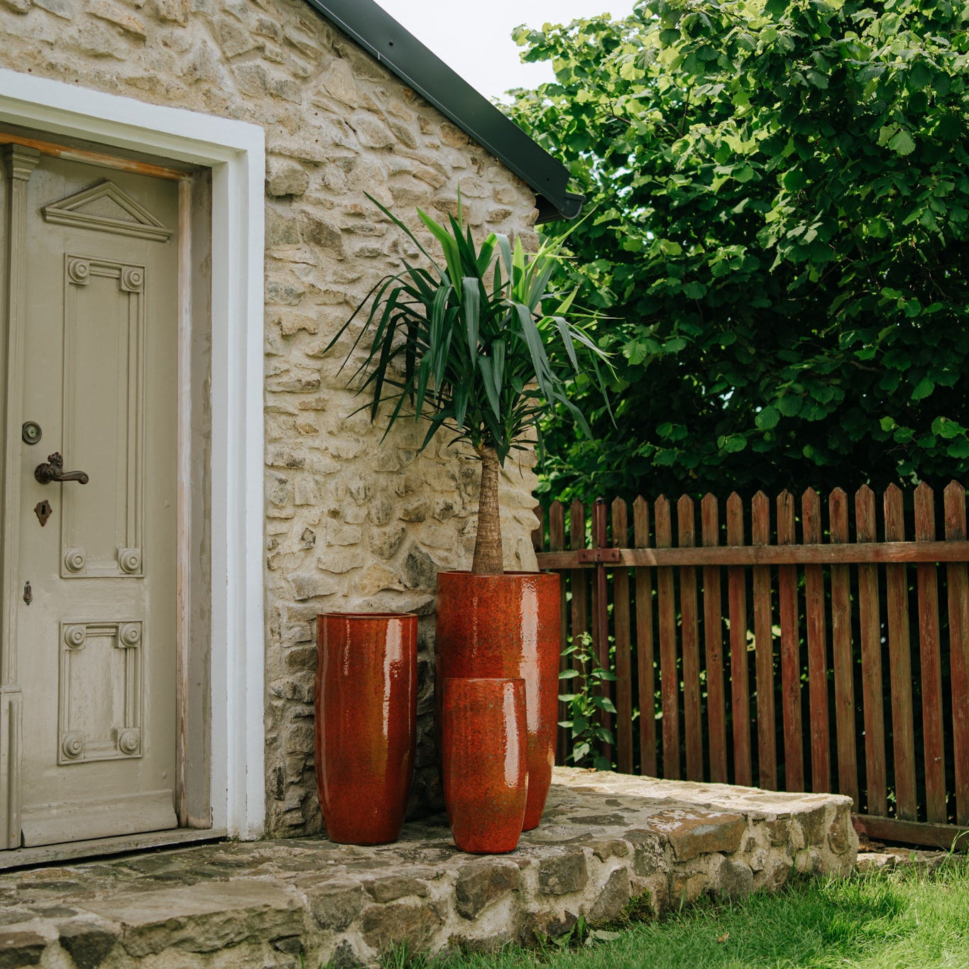 Provencelia květináč ATHENA podzimní oranžová – glazovaná terakota, styl Anduze