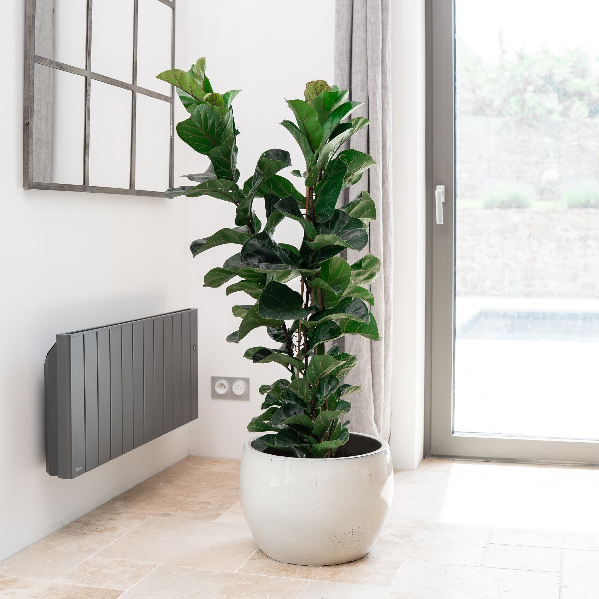 Keramicky květináč Romulus - Krémová