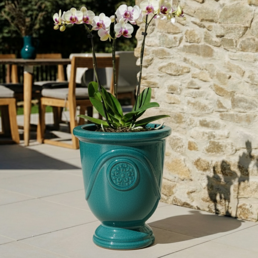 Keramický květináč Moliere Tyrkysový – ručně vyráběný glazovaný květináč z terakoty