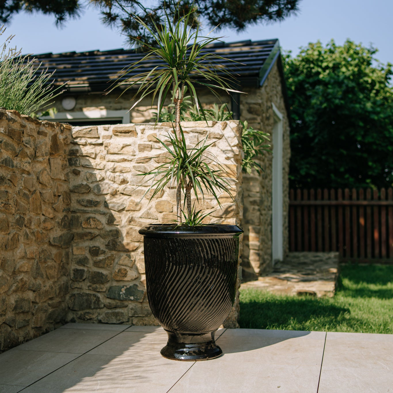 Keramický květináč Morgane - Černý