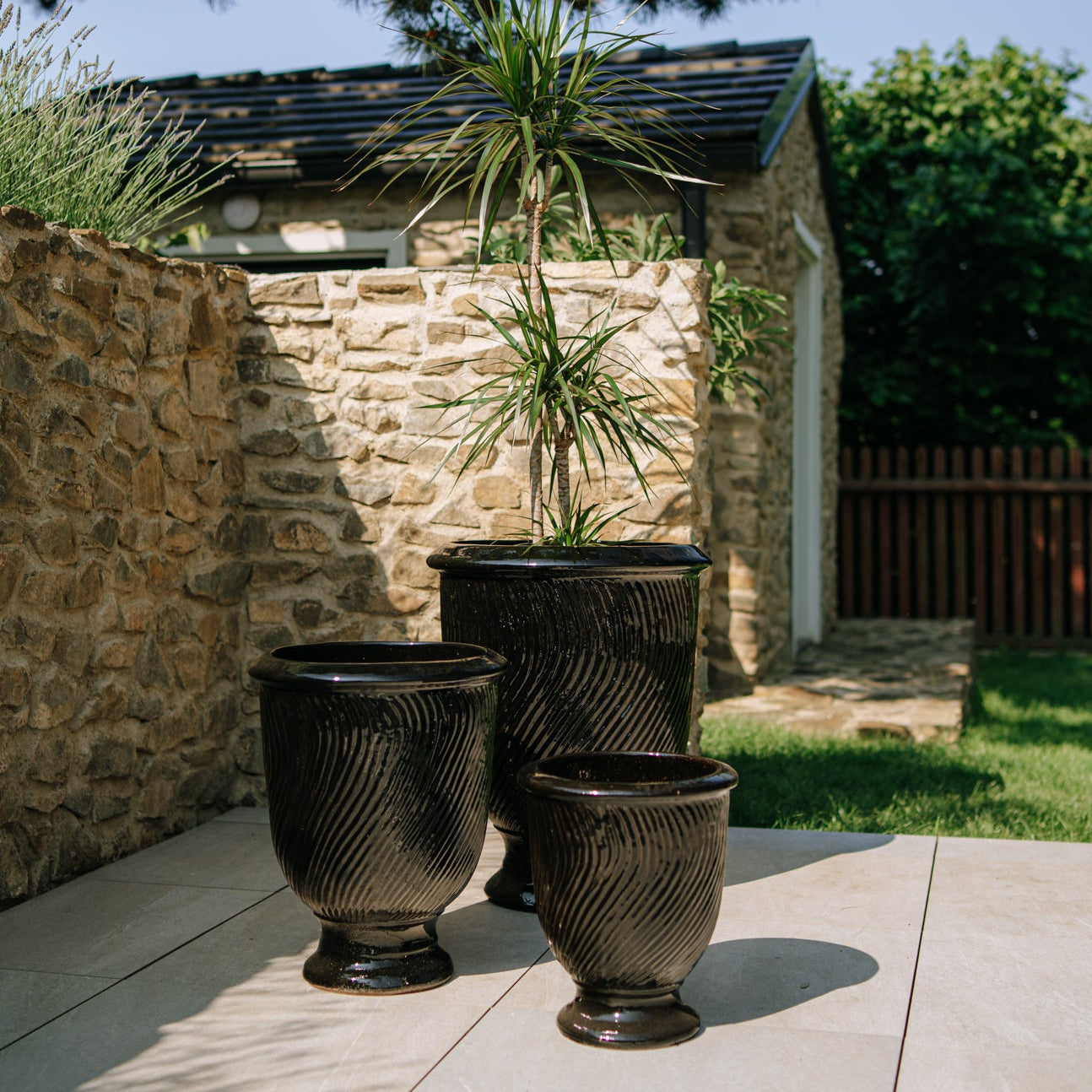 Provencelia květináč MORGANE černá – glazovaná terakota, styl Anduze