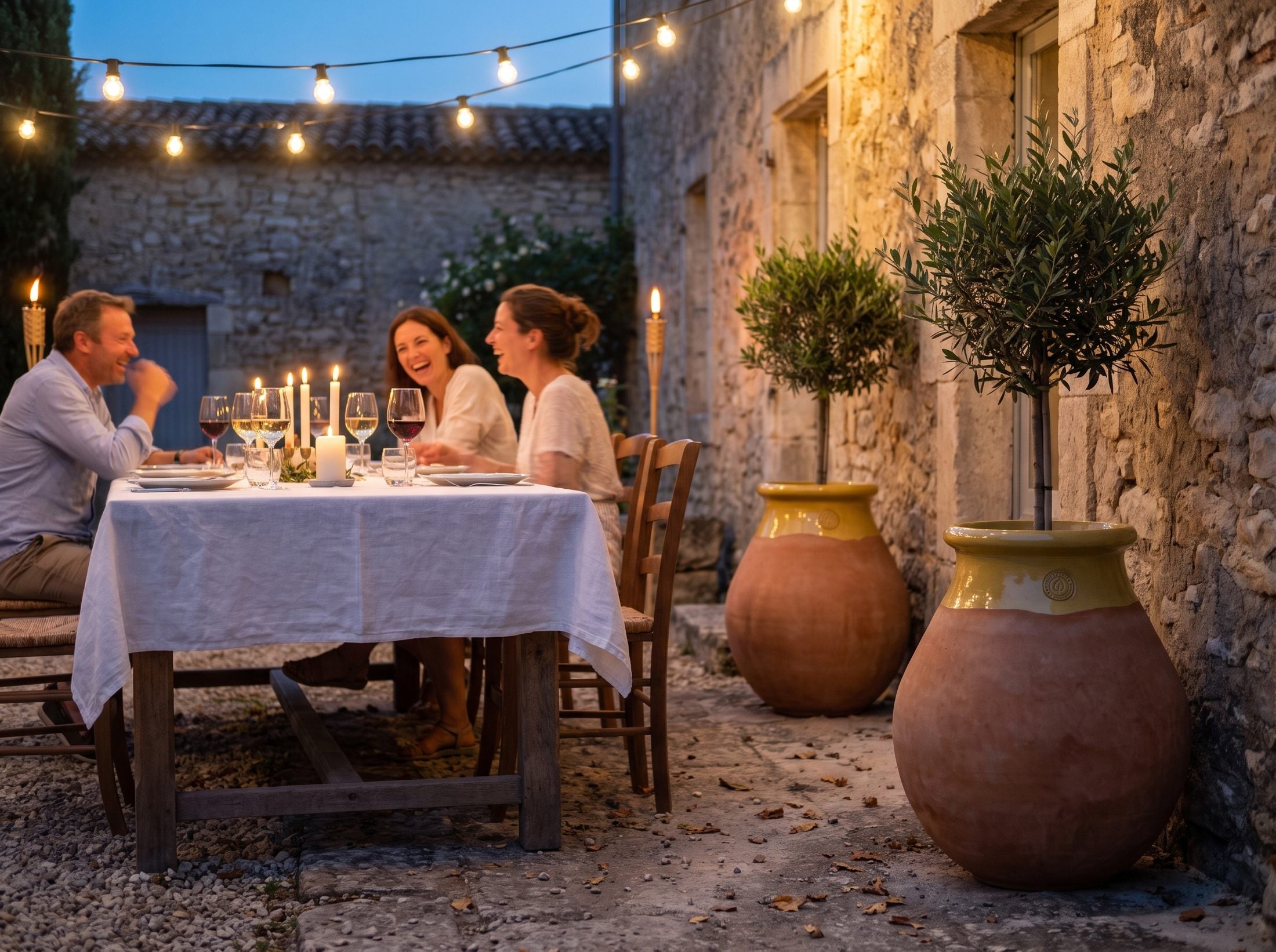 Bioty Made in Provence na večerní terase u moře