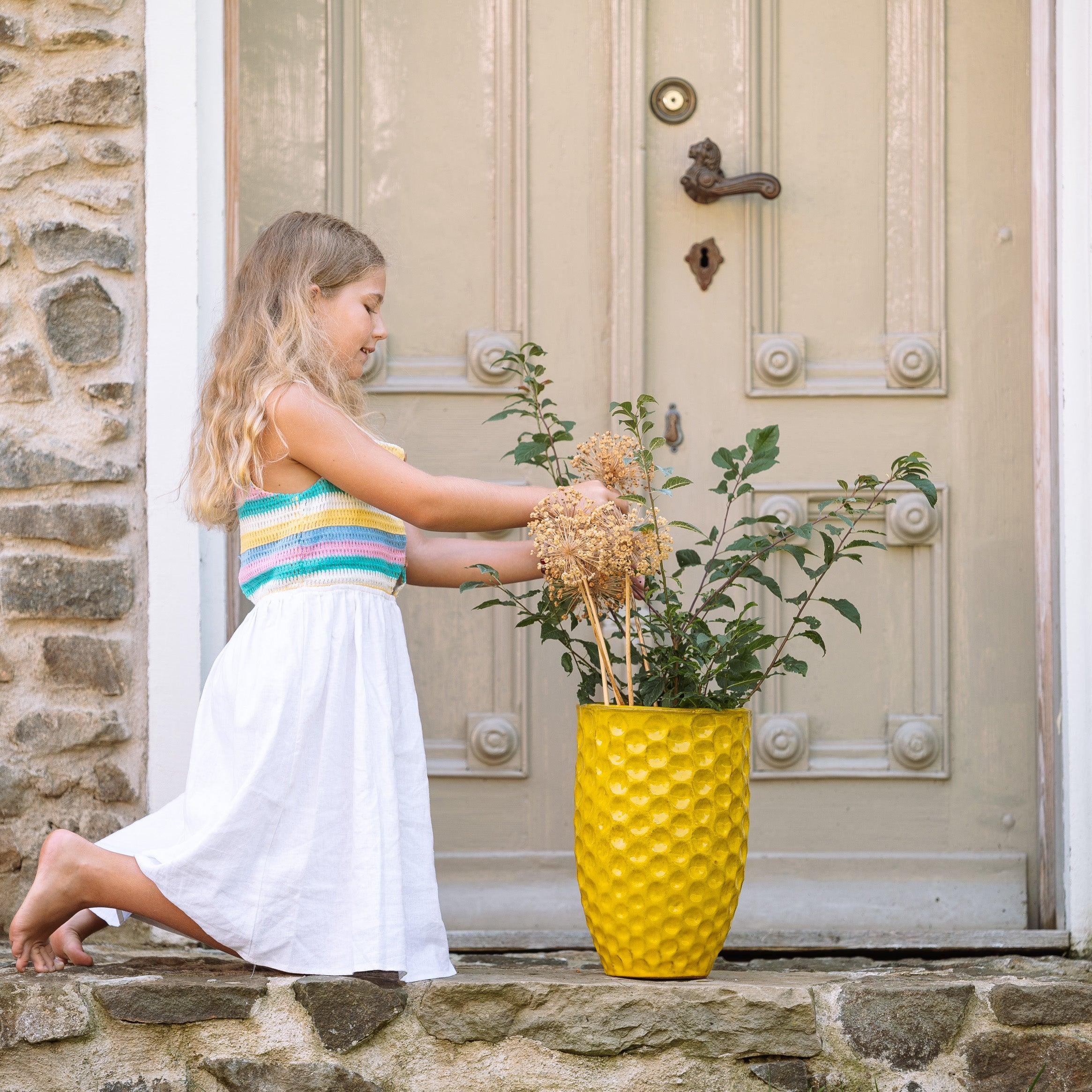 Keramický květináč MEROVEE - Žlutá - Provencelia.cz